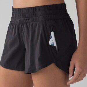 Lululemon Tracker Short Black High Rise 4" Inseam Size 10